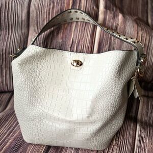 New Vegan Isabelle Handbag